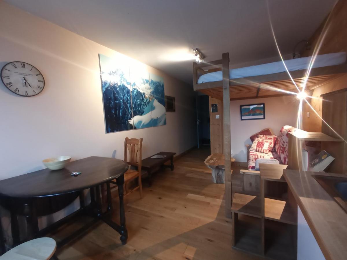 Le Refuge De L'Aiguille Lägenhet Chamonix Exteriör bild